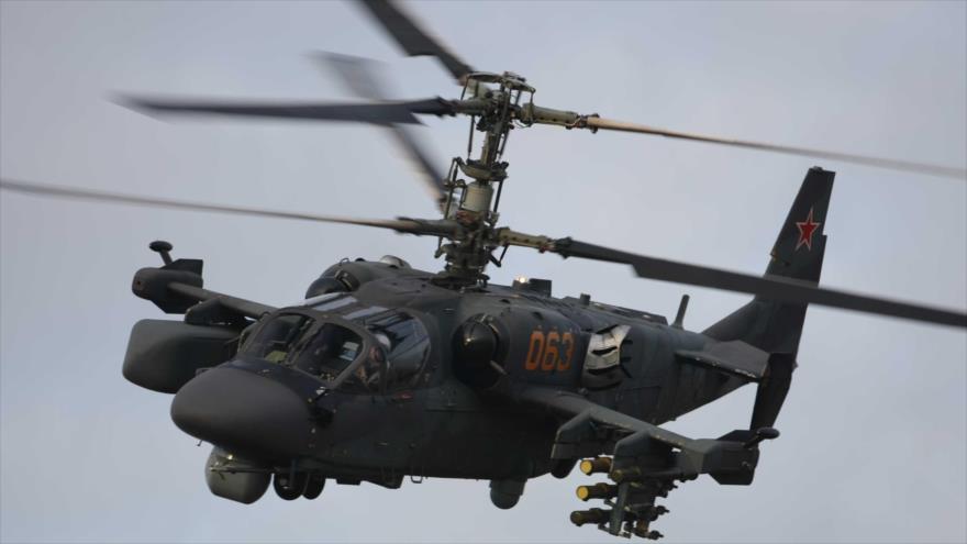 Vean cómo los K-52 rusos golpean tanques terroristas en Siria