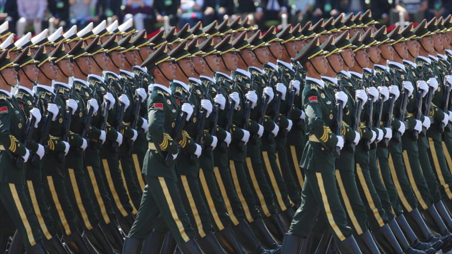 Soldados del Ejército chino durante un desfile militar en Pekín (capital de China), 3 de septiembre de 2016.