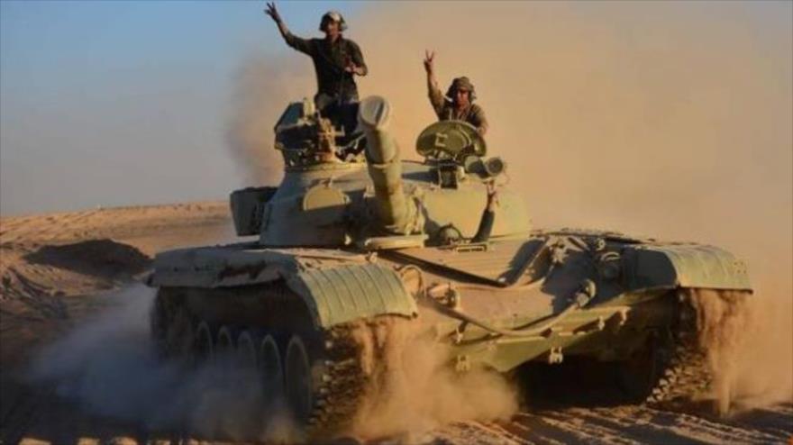 Combatientes de Al-Hashad Al-Shabi desplegados en la ciudad de Tal Afar, al oeste de Mosul.