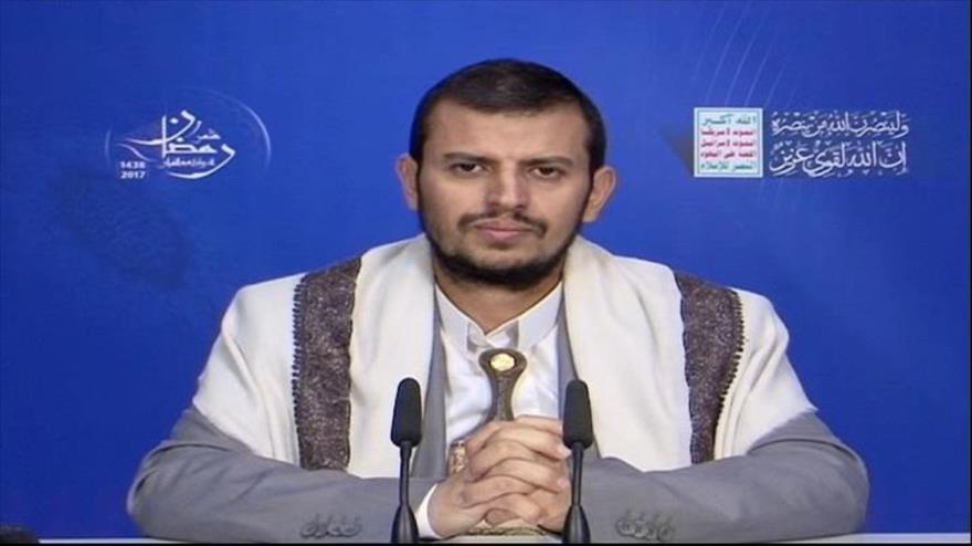 El líder del movimiento popular yemení Ansarolá, Abdulmalik al-Houthi, pronuncia un discurso televisado.