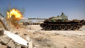 Jalifa Haftar y Daesh atacan zonas controladas por Gobierno libio