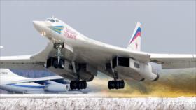 Rusia comienza modernización de bombarderos estratégicos T-160