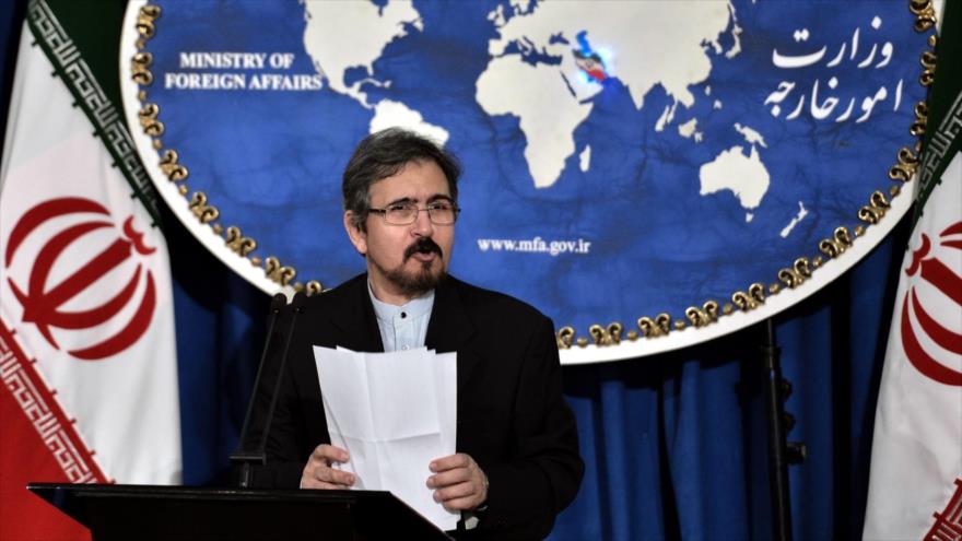 El portavoz del Ministerio de Asuntos Exteriores de Irán, Bahram Qasemi, ofrece una rueda de prensa en la sede de esta cartera en Teherán.