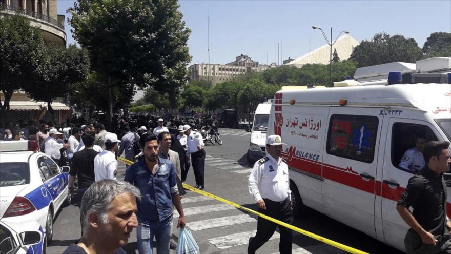 Atentados terroristas en Teherán dejan 12 muertos y 46 heridos