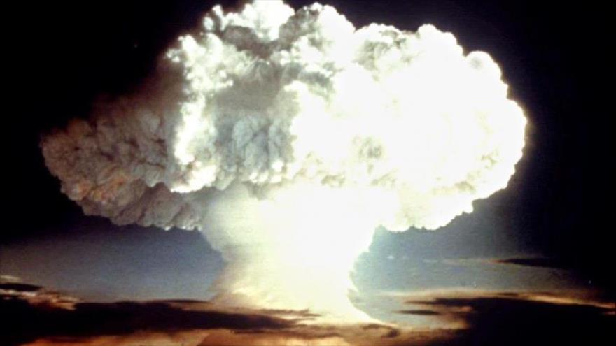 Una prueba nuclear llevada a cabo por el Pentágono en abril de 1954.