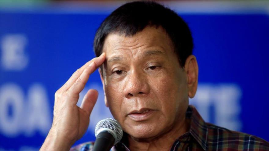 El presidente filipino, Rodrigo Duterte, durante una rueda de prensa en el hospital militar de Cagayan De Oro, Misamis Oriental, 11 de junio de 2017.