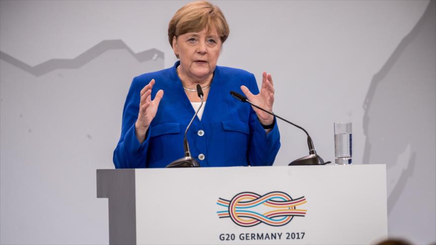 La canciller alemana, Angela Merkel, habla en la conferencia de la Asociación G20-África en Berlín, 12 de junio de 2017. 