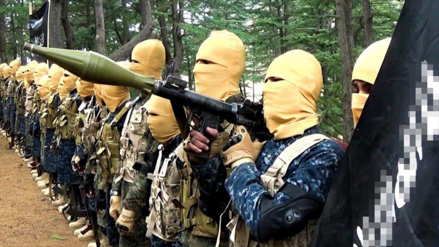 Terroristas de EIIL desplegados en el territorio afgano.
