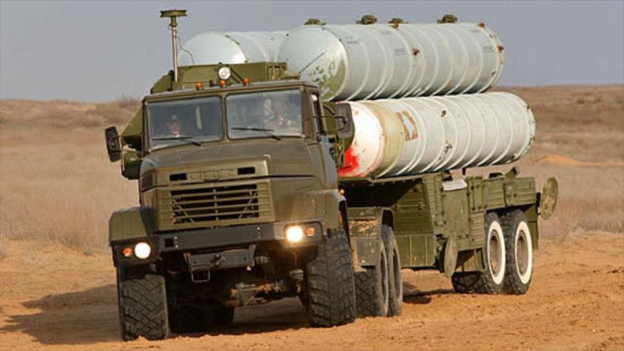 Sistema de defensa aéreo ruso S-300.