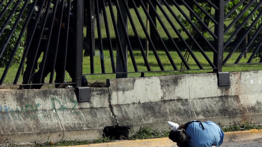 Sargento venezolano mata de un disparo a manifestante opositor