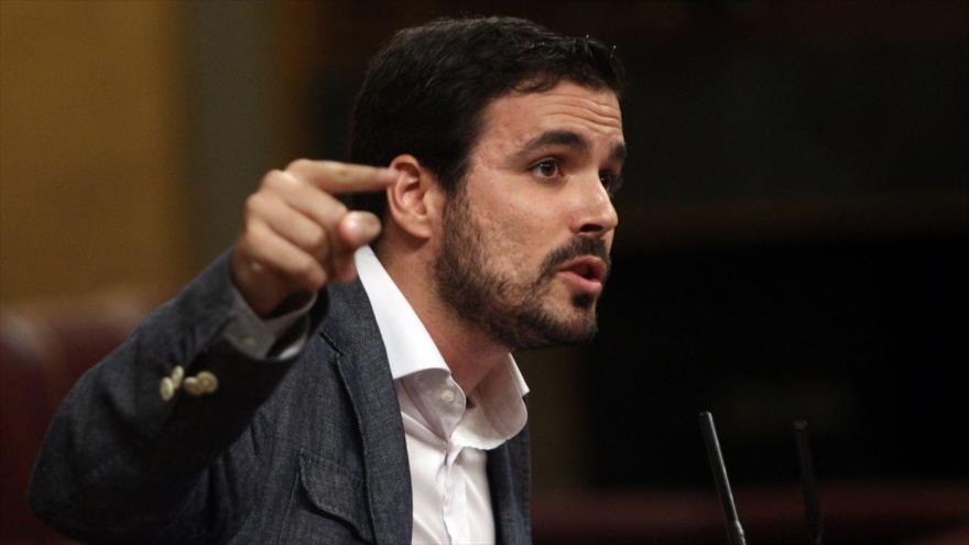 El coordinador federal de Izquierda Unida, Alberto Garzón, comparece en el Congreso de los Diputados en Madrid, 26 de enero de 2017.