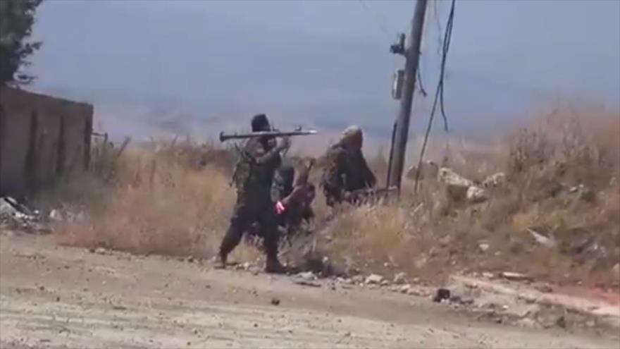 Rebeldes sirios avanzan, aprovechando ataques israelíes