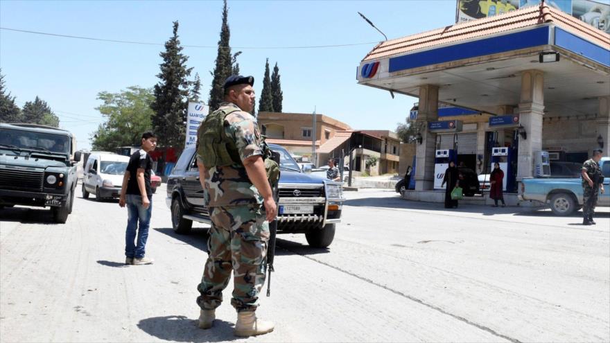 Militares libaneses despelgados en una localiad en Arsal, 30 de junio de 2017.