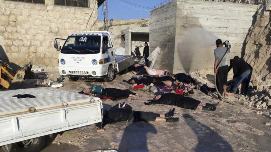 Los afectados por gas tóxico lanzado por elementos terroristas en la localidad de Jan Sheijun, en la provincia siria de Idlib (noroeste), 4 de abril de 2017.