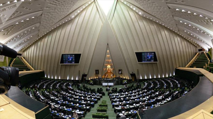 La Asamblea Consultiva Islámica de Irán (Mayles).