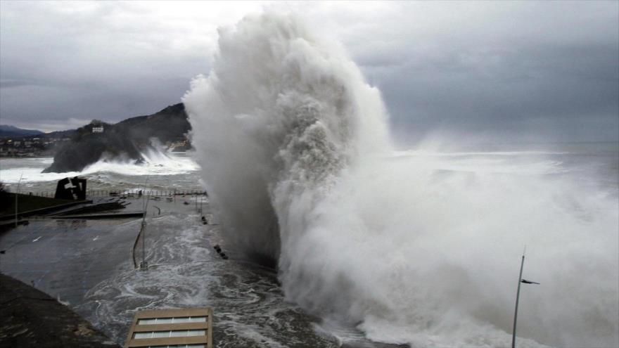Conozcan La Causa De Los Fenomenos Meteorologicos Anormales Hispantv
