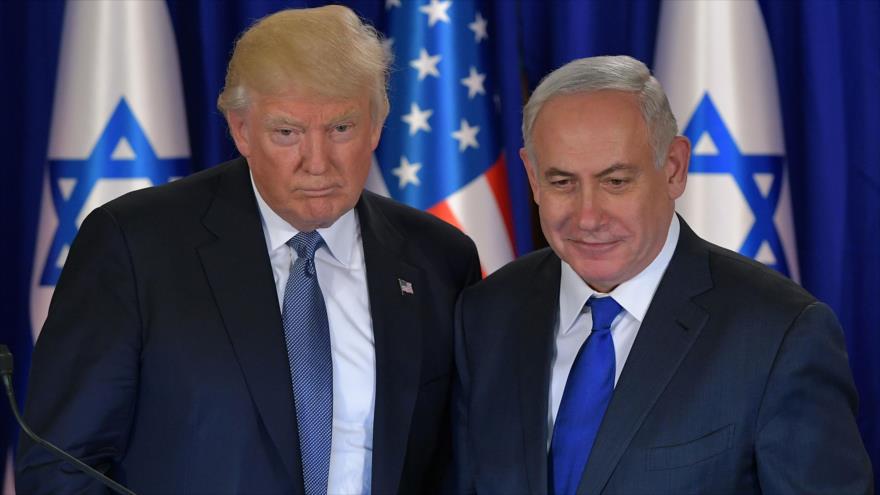 El presidente de EE.UU., Donald Trump (izqda.) y el primer ministro del régimen israelí, Benyamin Netanyahu, en Al-Quds (Jerusalén), 22 de mayo de 2017.