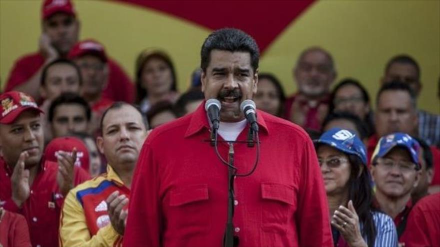 Maduro a Santos: ‘Yo soy tu padre. Híncate ante tu padre’