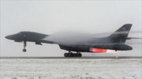 Bombarderos de EEUU realizan maniobras cerca de frontera norcoreana