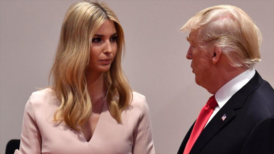 El presidente de EE.UU., Donald Trump, y su hija mayor, Ivanka durante la cumbre del G20 en Hamburgo (Alemania), 8 de julio de 2017.