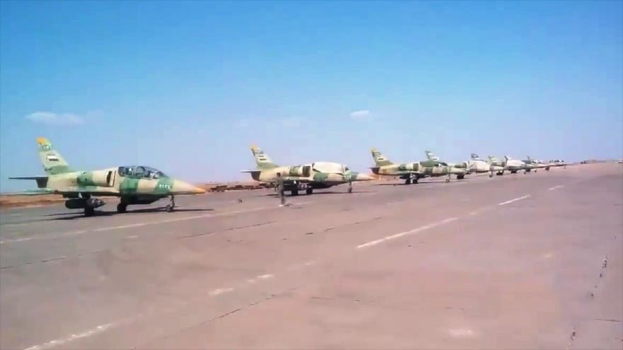 Vídeo: Cazas sirios operan desde la base estratégica de Kuweires