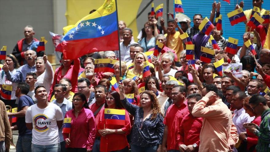 Pueblo venezolano sale a calles en respaldo a la Constituyente