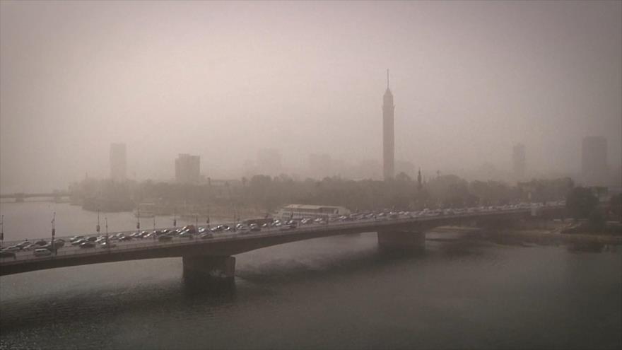 Irán Hoy - Irán lucha contra tormenta de polvo