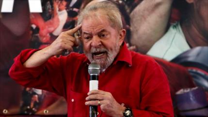 Pese a condena de cárcel, Lula lidera sondeos sobre presidenciales