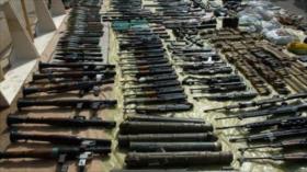 Vídeo: Ejército sirio confisca armas de terroristas en ruta a Al-Raqa