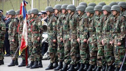 Revelan pensiones millonarias a exmilitares sanos en Chile