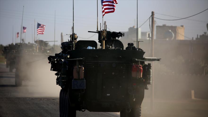 Un convoy de las fuerzas estadounidenses cerca de Yalanli, al oeste de la ciudad siria de Manbiy (norte), 5 de marzo de 2017.