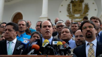 Parlamento opositor bloquea ingresos al Gobierno de Maduro
