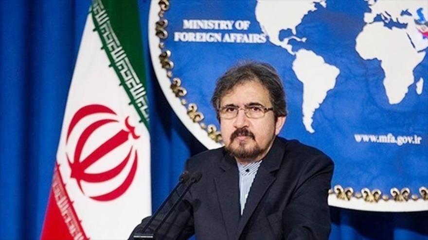 El portavoz de la Cancillería iraní, Bahram Qasemi, ofrece una rueda de prensa en Teherán, capital persa.