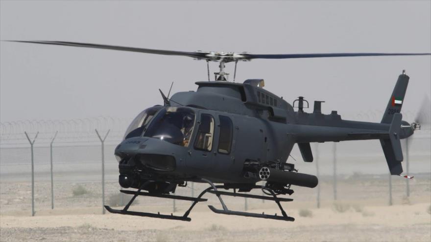 Un helicóptero de ataque Bell 407MRH de producción estadounidense del Ejército de los Emiratos Árabes Unidos (EAU).