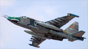 Sujoi Su-25 ruso bombardea a los terroristas en Siria