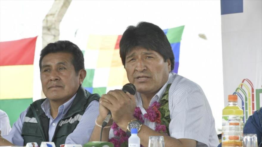 El presidente de Bolivia, Evo Morales, en un acto de entrega de equipos e insumos para centros de salud en San Buenaventura, 14 de agosto de 2017.