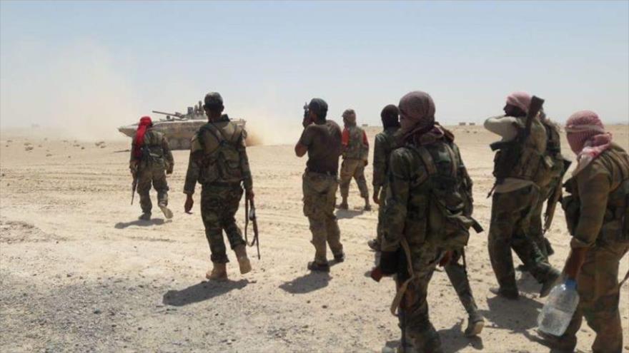 Ejército lanza ‘asalto final’ para asediar a EIIL en centro sirio 