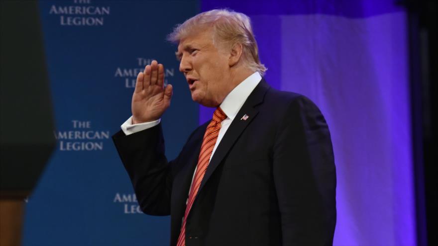 El presidente de Estados Unidos, Donald Trump, habla en la convención nacional de la Legión Americana, en Reno, Nevada, 23 de agosto de 2017.