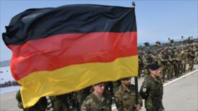 Piden a Merkel ¡fortalecer Ejército alemán para liderar Europa!
