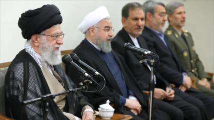 Líder iraní llama a reforzar lucha contra hegemonía mundial