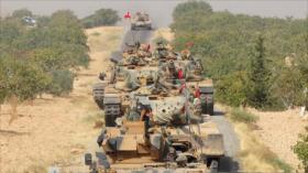 Turquía envía armamentos pesados a frontera con Siria