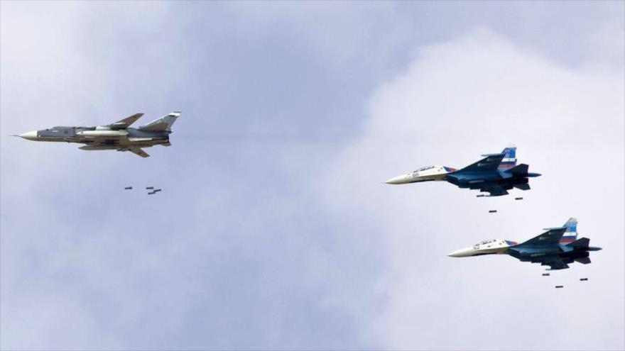 Vídeo: Aviones rusos destruyen blancos de terroristas en Siria