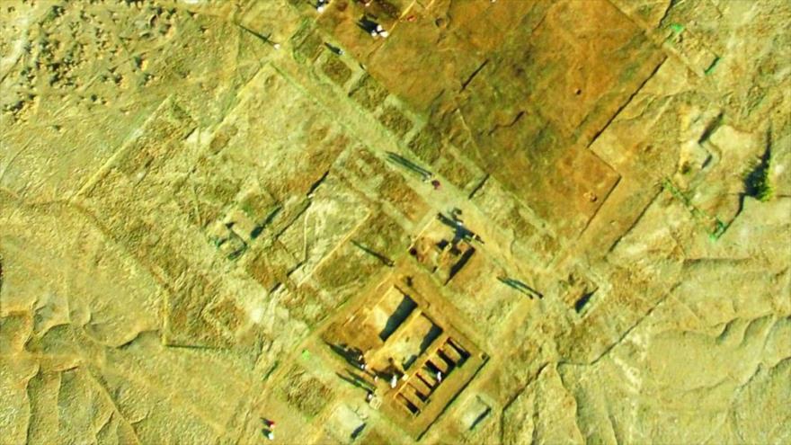 Vista desde un dron las ruinas de un asentamiento en la colina de Tell Jaiber, Irak, 2016.