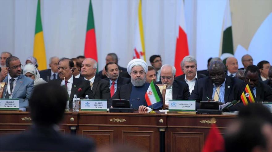 Rohani: Unidad entre países musulmanes clave para la paz mundial