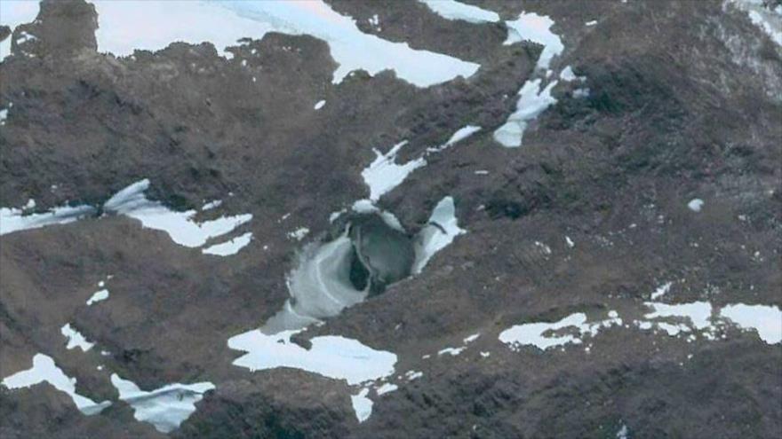 Una cueva subterránea en el continente blanco, la Antártida.