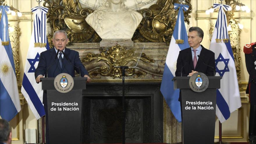 El primer ministro israelí, Benyamin Netanyahu (izda.), y el presidente de Argentina, Mauricio Macri, en la Casa Rosada, 12 de septiembre de 2017.