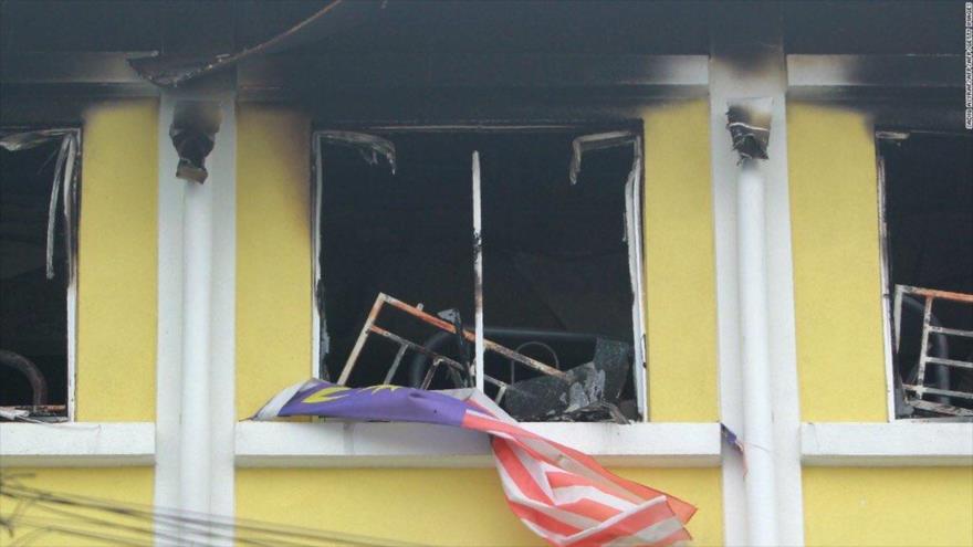 Mueren 25 personas en incendio en una escuela religiosa en Malasia