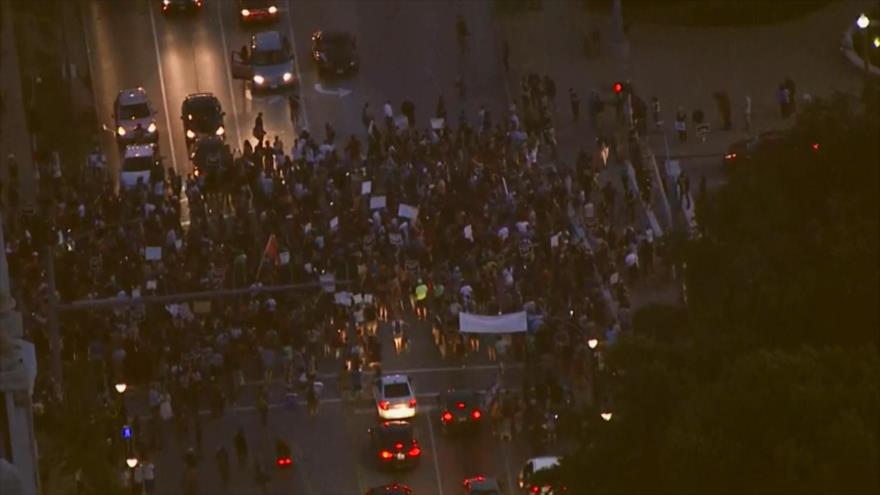 Segundo día de protestas y disturbios en Misuri (EEUU)