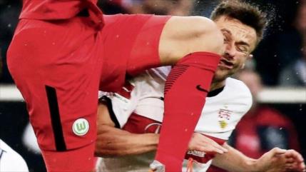 Vídeo: Médico del Stuttgart salva a jugador tras terrible golpe