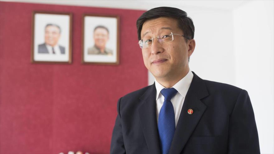 El embajador norcoreano en España, Kim Hyok Chol.